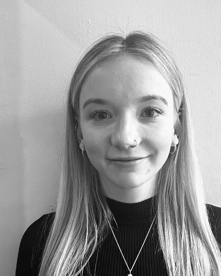 Beth, Junior Stylist